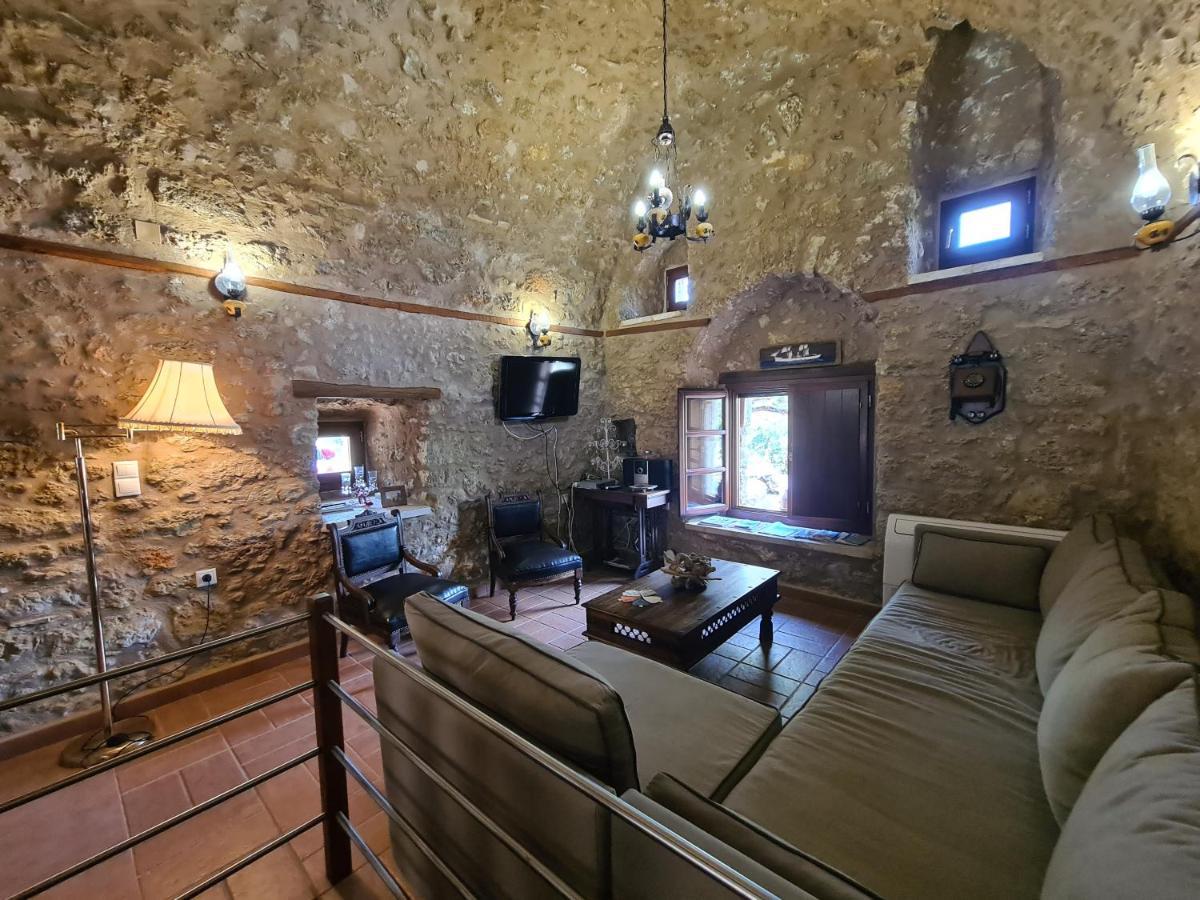Pyrgos 1869 Villa Gíthio Kültér fotó