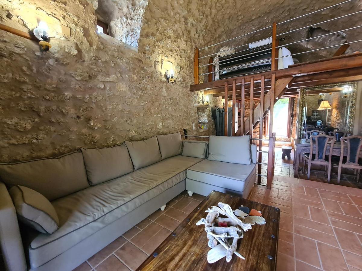 Pyrgos 1869 Villa Gíthio Kültér fotó
